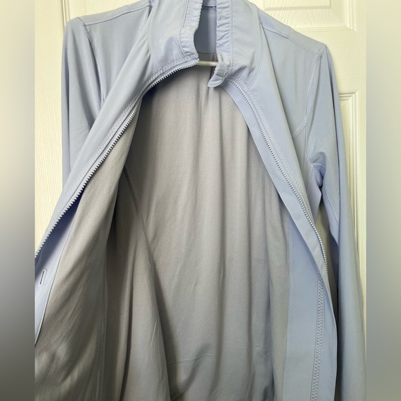 Women’s Lululemon Round Trip Jacket | Size 10 | Blue - Picture 7 of 7